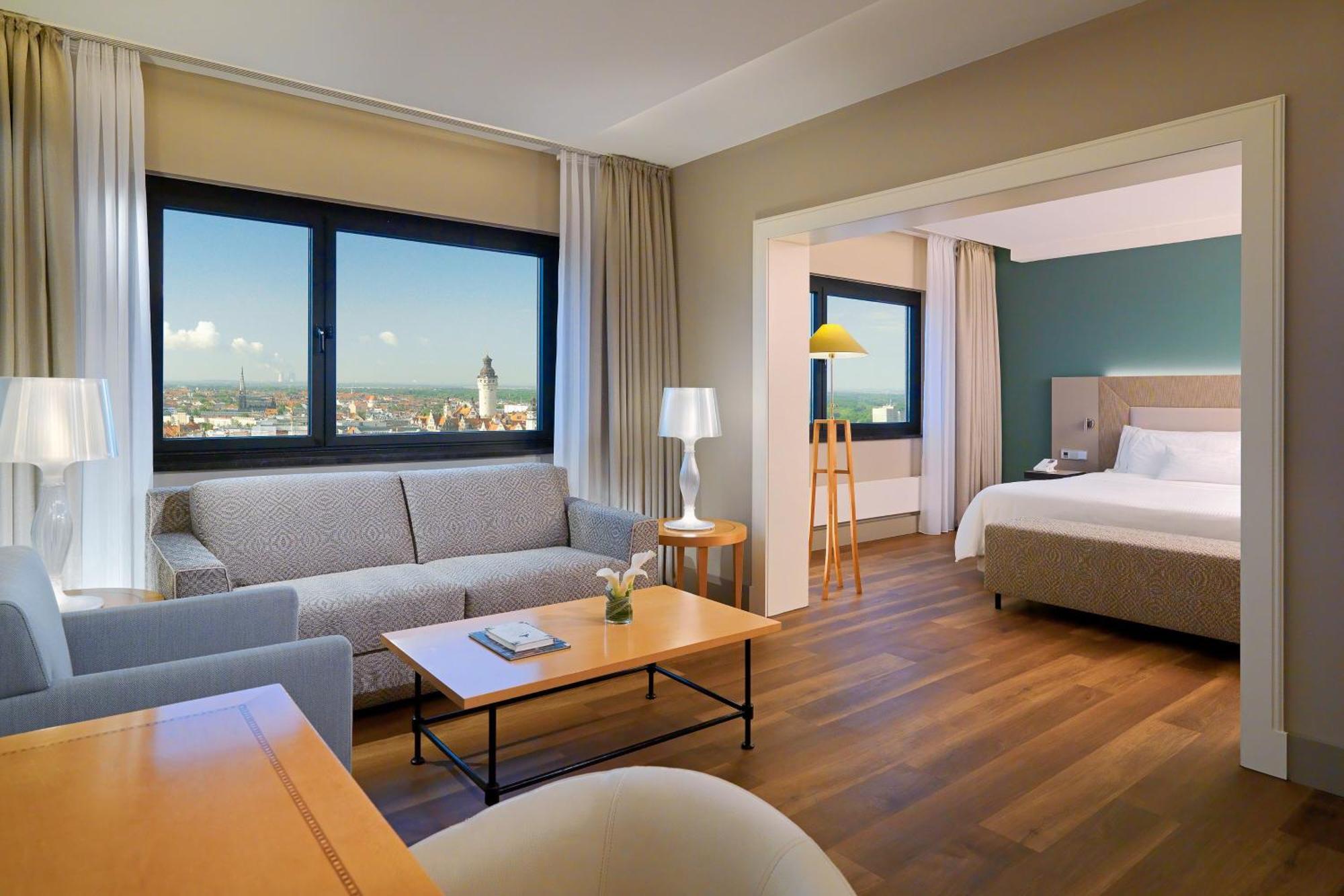 Junior Suite 1 Bedroom Junior Suite 1 King